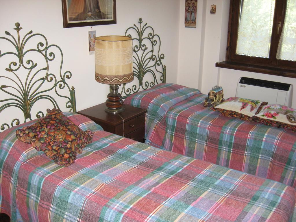 Apartamento Le Tre Rose Montagna Camigliatello Silano Habitación foto